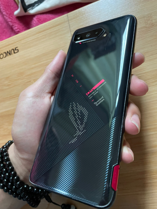 品牌型号 华硕ROG Phone 5