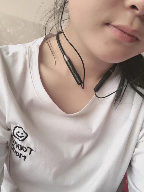 联想HE05无线蓝牙耳机颈挂脖式联想蓝牙耳机