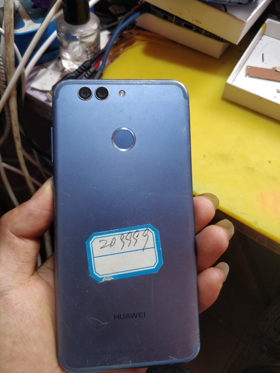 华为。Nova2plus    4+128...