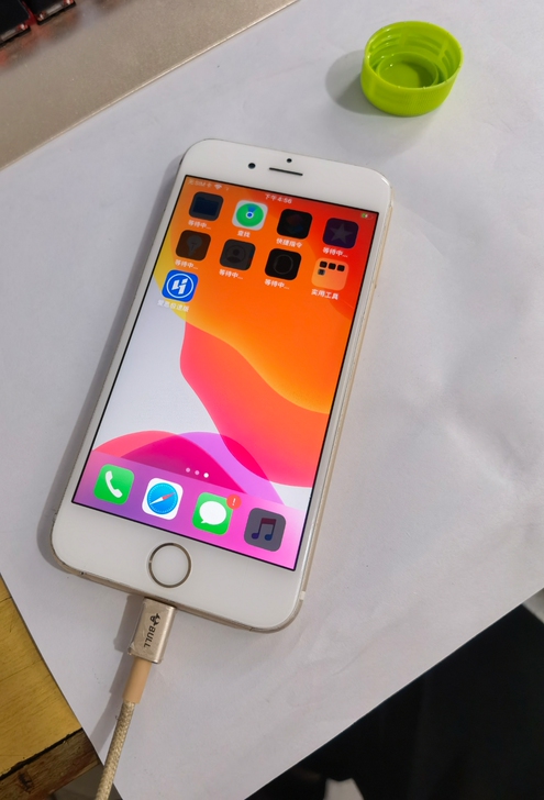 苹果手机，iPhone6s国行版全网通手机...