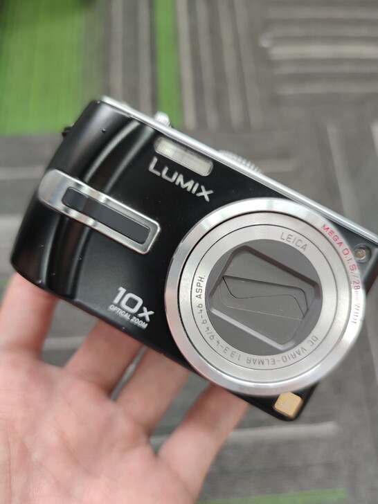 松下CCD数码相机DMC-TZ3,配件齐