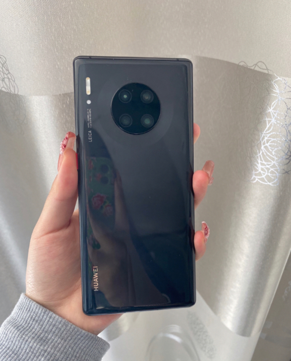 华为自用手机mate30pro黑色8256...