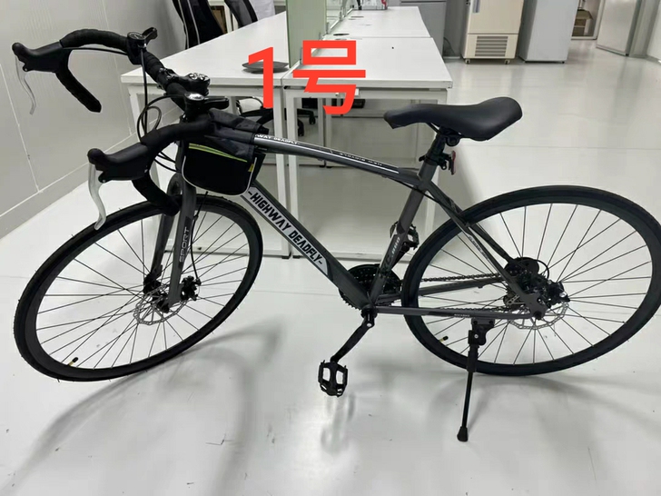 非二手变速公路自行车低价处理双碟刹实心胎弯...