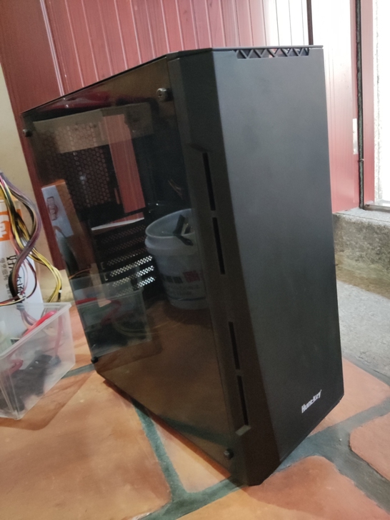航嘉机箱＋长城神威500W电源一套，用不到...