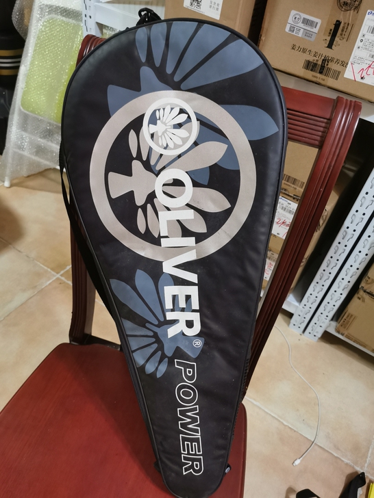 OLIVER奥立弗网球拍，带拍套，送14个...