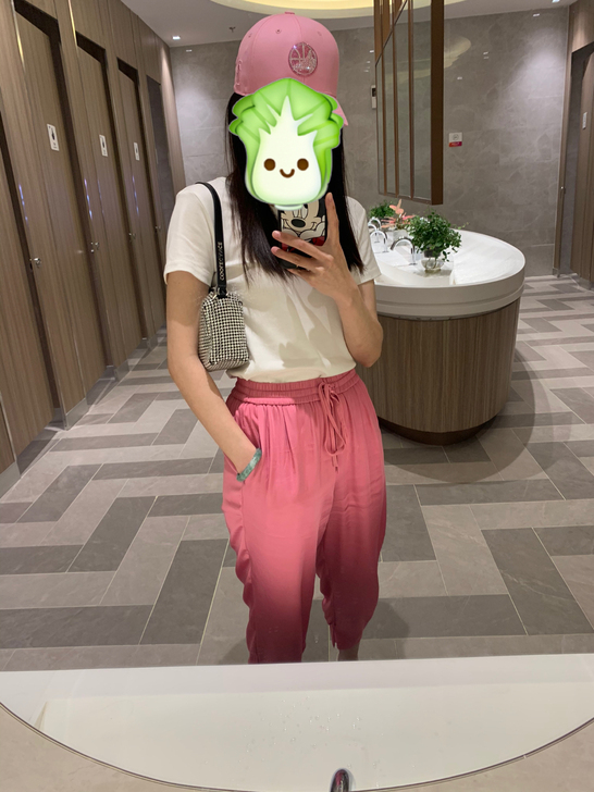 百丽，腋下包亮钻手拎包