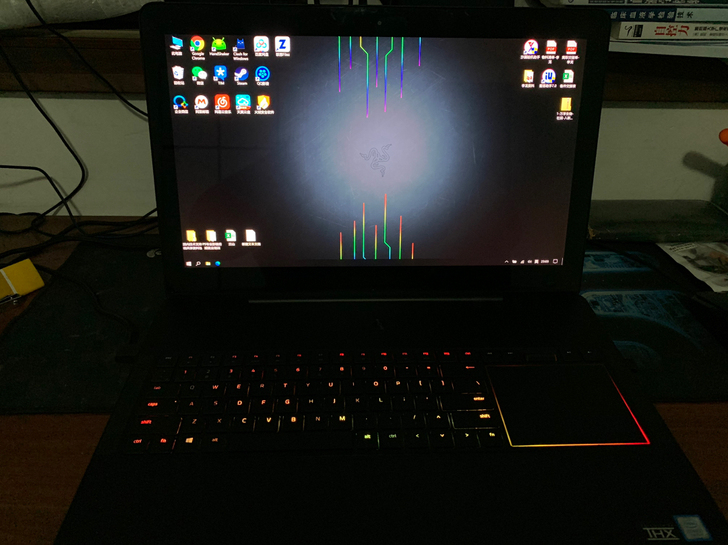 雷蛇笔记本17.3寸pro2017 专业版...