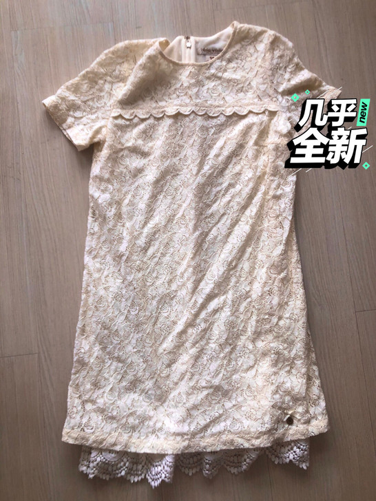 小熊无袖连衣裙，购于专柜。胸围84cm，裙...