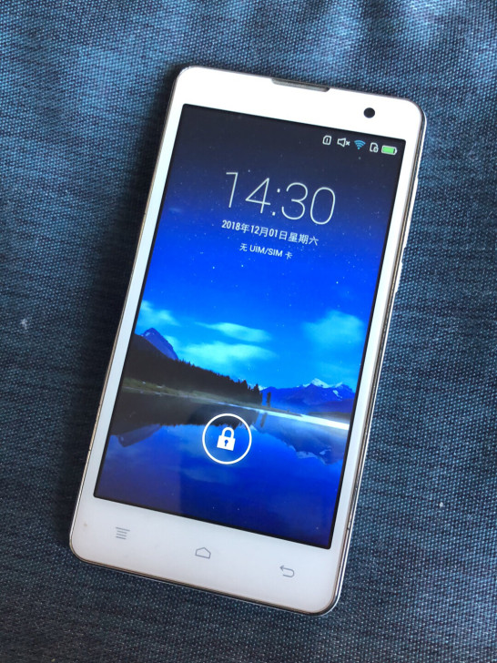海信E621T，4G手机，手机功能都可以正...