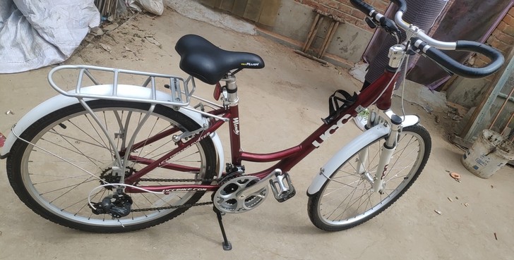变速旅行自行车  UCC  全新的  质量...