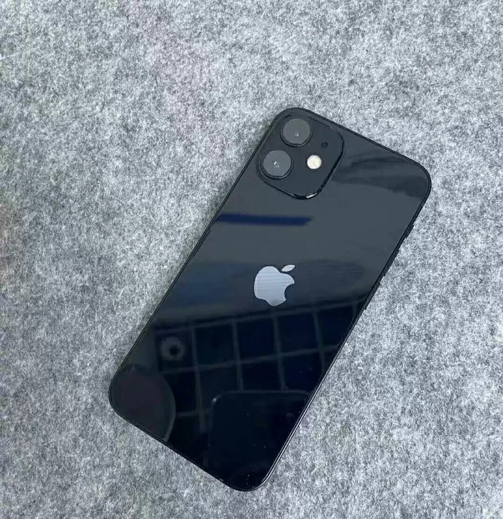 苹果12黑色128g，正品行货，无拆无修无...