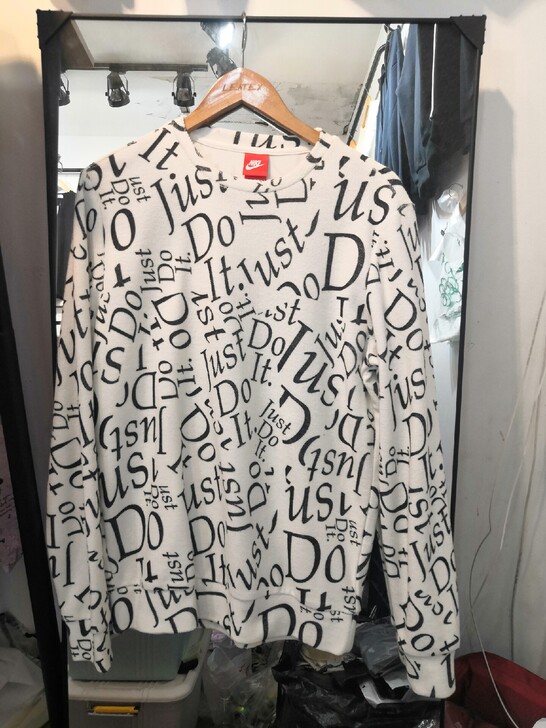 全新男士卫衣，m码，大概身高170cm，体...