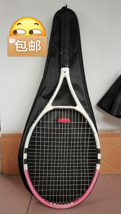 阿迪达斯网球拍