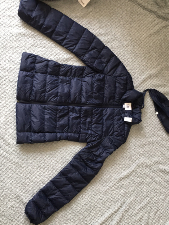 GAP超轻羽绒服反季特价。女式（155码）...