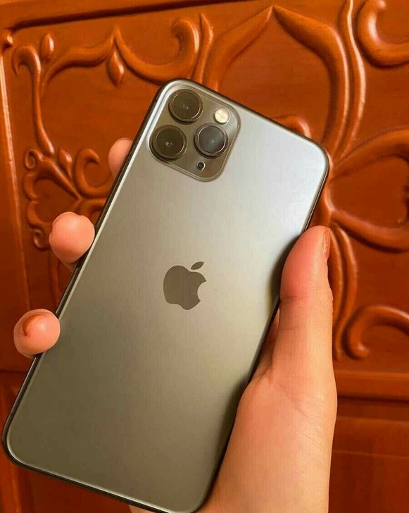 急出 国行iphone 11pro 256...