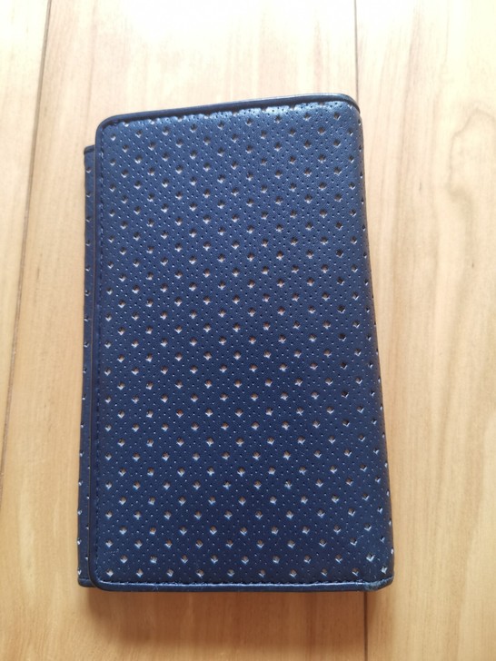 闲置钱包，蓝色轻微使用痕迹，茶色全新未使用...