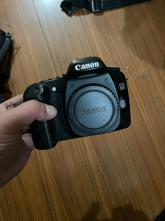 佳能30D数码单反相机单机 成色好，功能正...