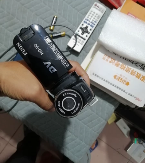 FUGN富京摄像机 没电池成色不错的，当配...