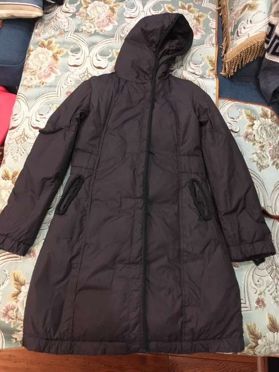sdeer圣迪奥女式长款羽绒服,s码,8成...