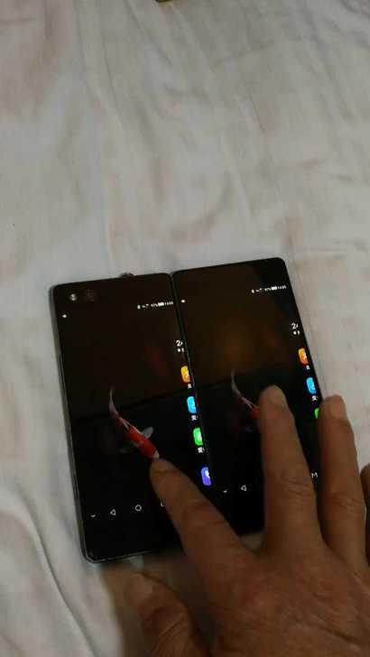 中兴天机Z999折叠屏手机。国行64G原装...