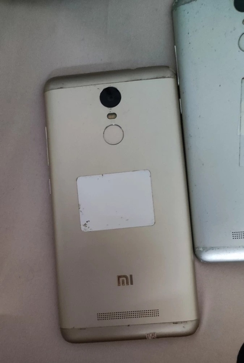 工作室倒闭红米note3大量出货 2+1...