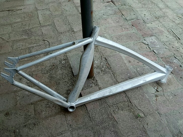死飞车自行车铝合金车架不带小件80包邮