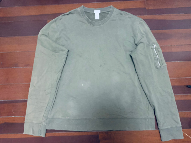 H##amp；amp；M男士军绿色长袖卫衣...