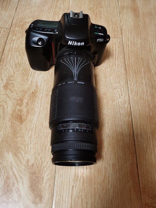 尼康F50胶片机+适马AF75～300AP...