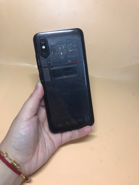 特价出一台小米8屏幕指纹  8+128G ...