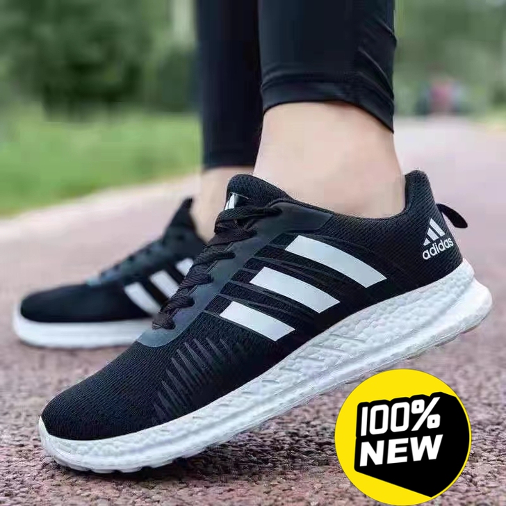 阿迪达斯超轻爆米花轻跑鞋升级了EVA超弹大...