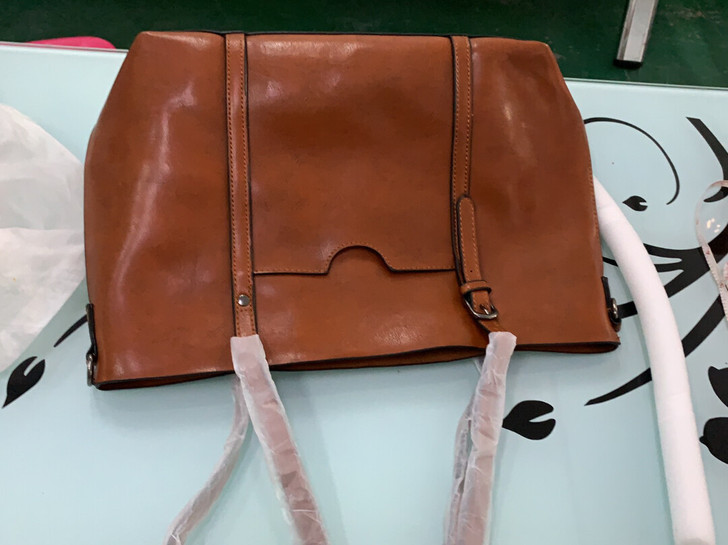 真皮女士手提包单肩包斜挎包，真皮软皮，质量...