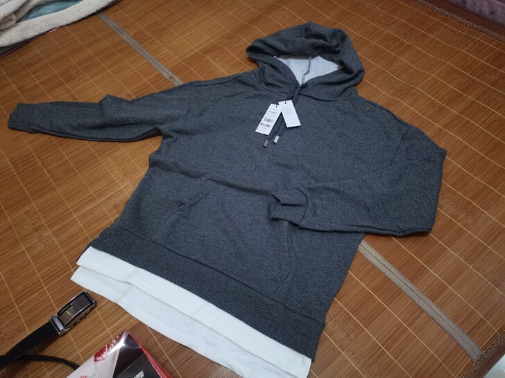 森马 男士下摆拼色卫衣