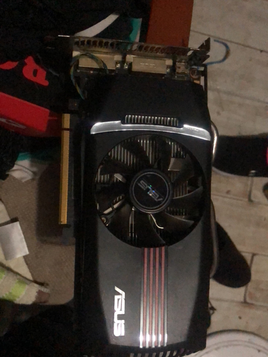 二手拆机华硕电脑高清游戏显卡