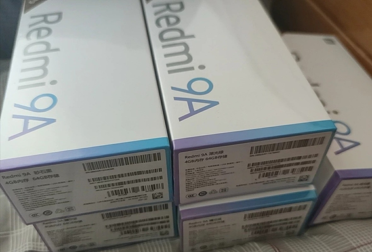 全新  红米9A  4+64G，颜色随机，...