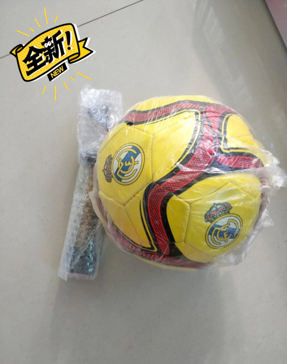 全新足球没有用过，便宜处理了