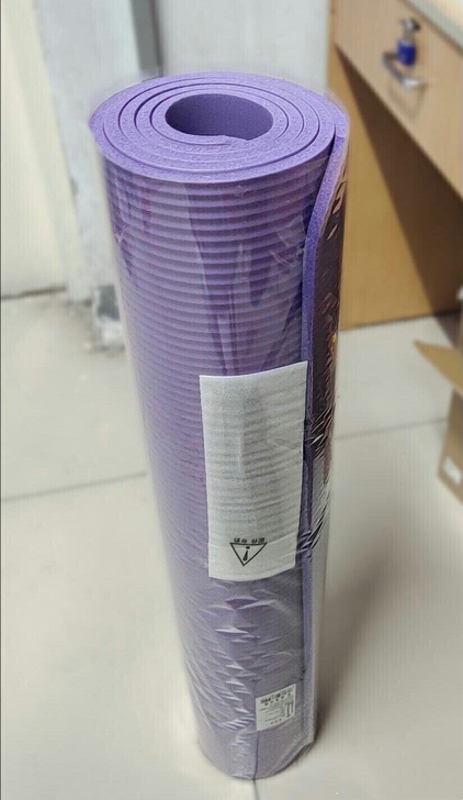 外贸尾货 全新未开封包邮【9.4元瑜伽垫】...