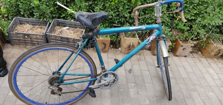 自行车  断了根变速绳