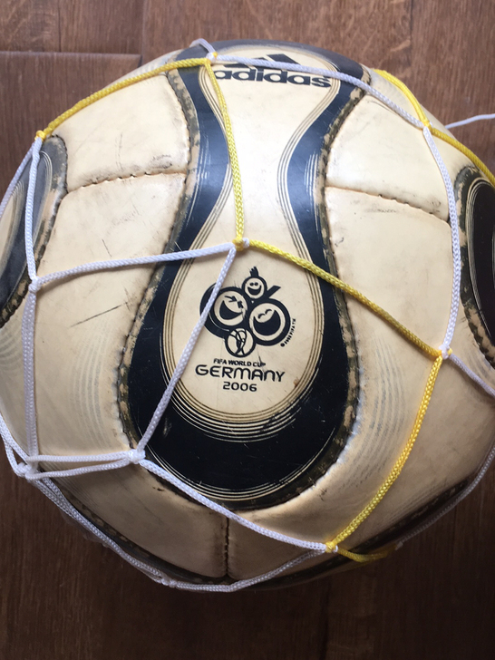 足球新旧程度 五六成