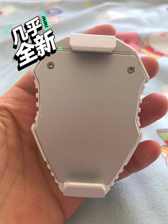 出个自用手机背夹无线散热器插电版