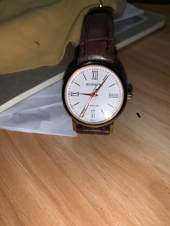 罗西尼女表皮带表链条表大表盘小表盘借飞亚达...