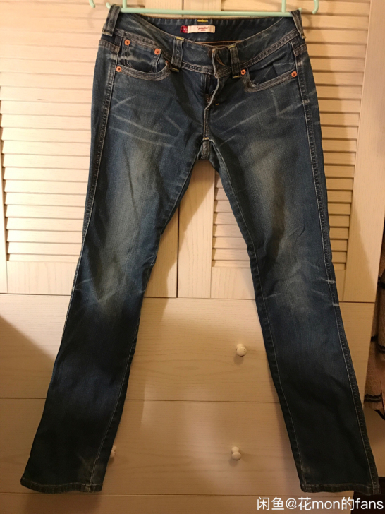 李维斯牛仔裤