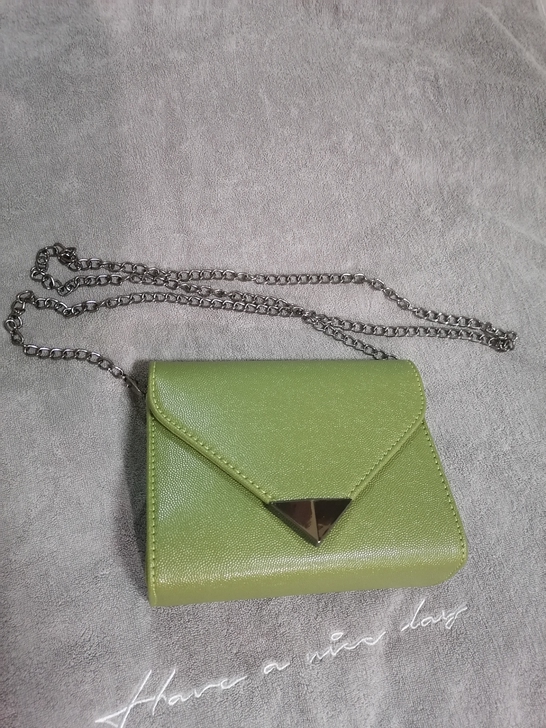 东之澜EASTIDE时尚简约链条信封包 绿...