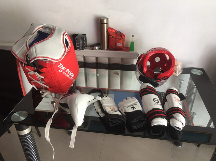 跆拳道护具全套自己用九成新10岁以下