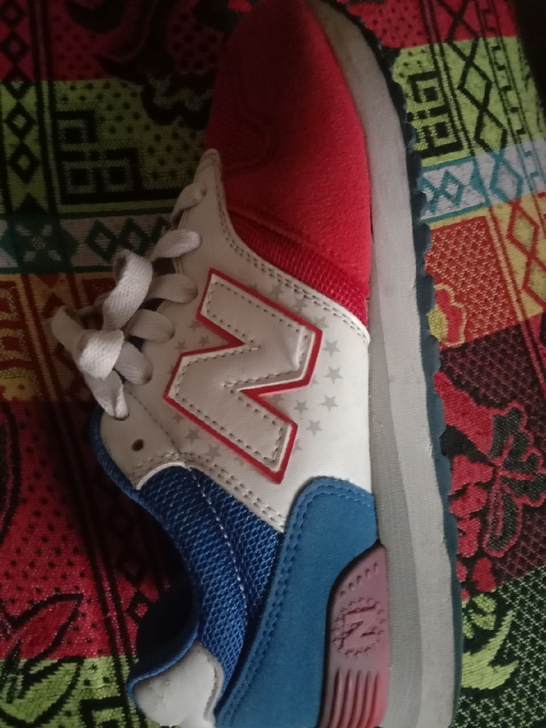 新百伦实体店购入,记录已没,37码,