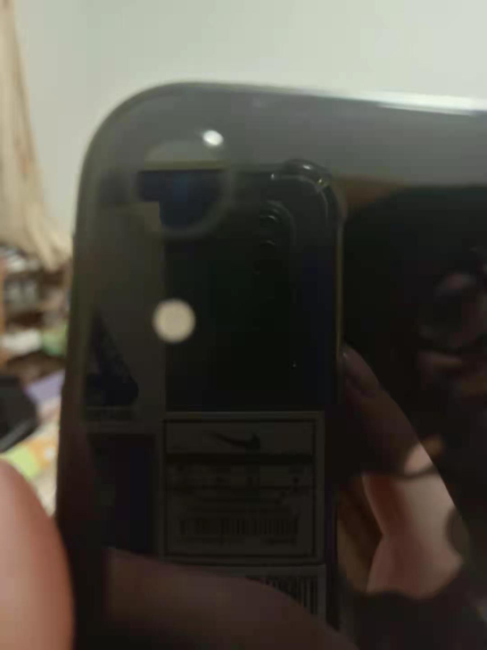 苹果xr 128g，国行 手机是19年买的...