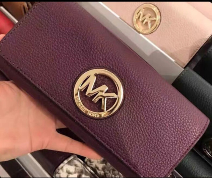 MK钱包大logo牛皮翻盖暗扣长款钱包女士...
