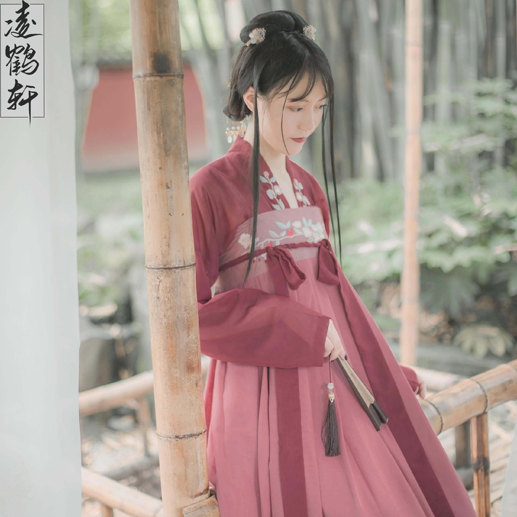 过生日朋友送的，无购买记录，吊牌丢了，但是...