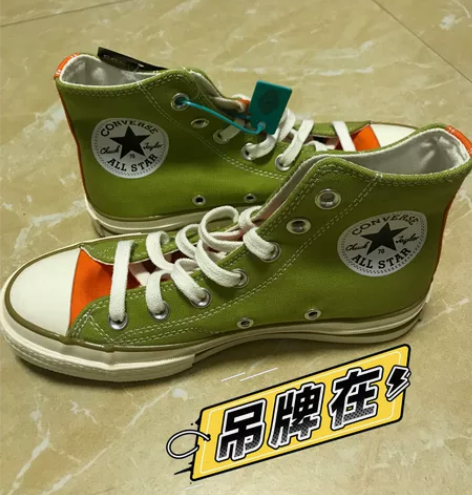 匡威帆布鞋女鞋 全新吊牌在 感兴趣的话点“...