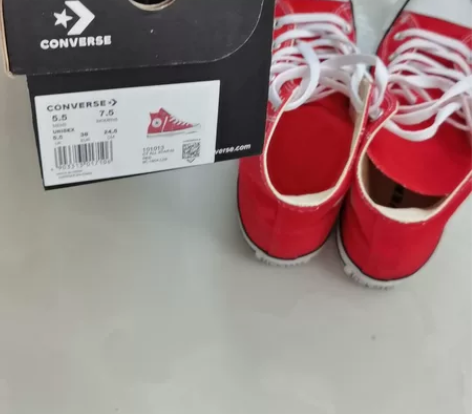 匡威帆布鞋,女款,38码,9成新,因本人怀...