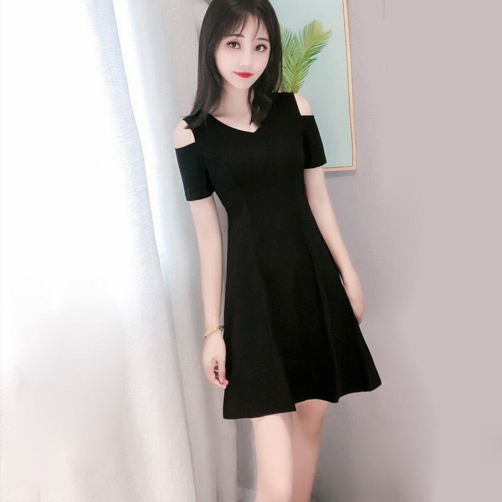新款女装连衣裙2021夏季裙子短袖赫本v领...